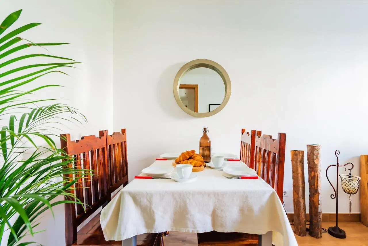 Santo Amaro Beach Family Stays Oeiras 0*,  Portugal